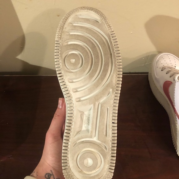 Almost brand new Nike Air Force 1 - Picture 6 of 6